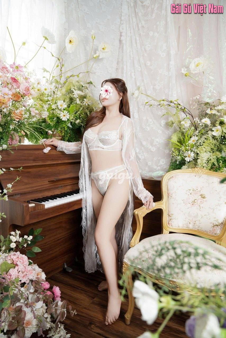 Bảo Anh – Gái Dâm, Body Sexy, Mặt Xinh Dáng Đẹp !!